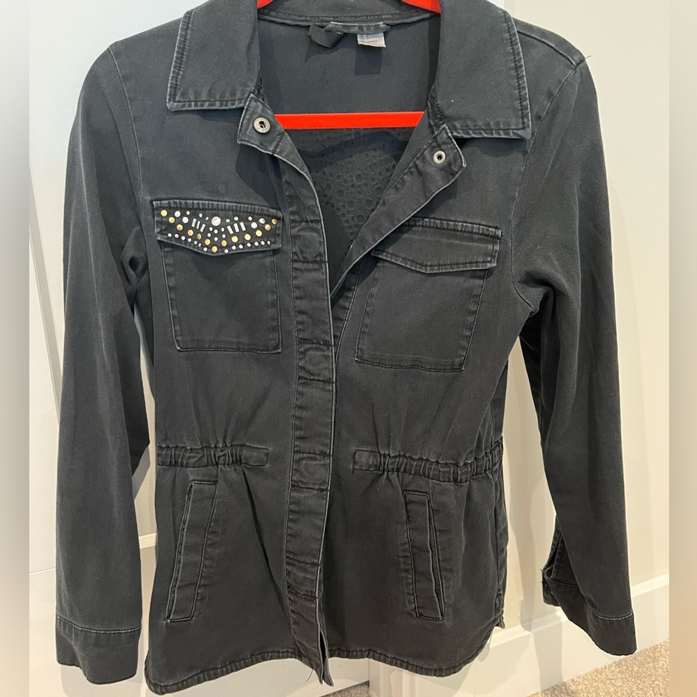 Black lightweight jacket